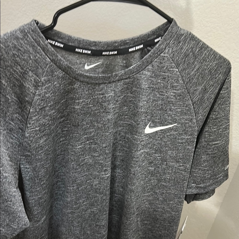 Nike Heathered Gray Sports Tee